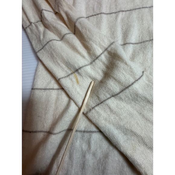 Lafayette 148 New York Striped V-Neck Knit Sweater Size L stain spots - Picture 6 of 9